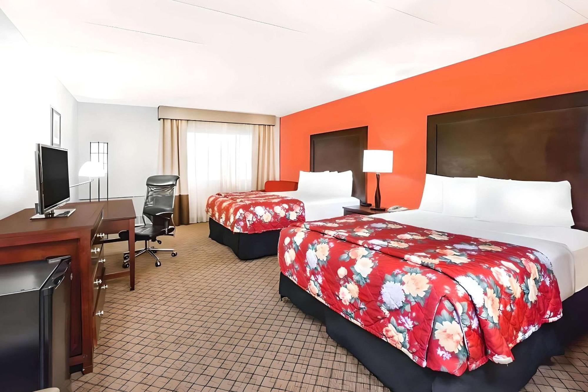 Clarion 2* Lansing